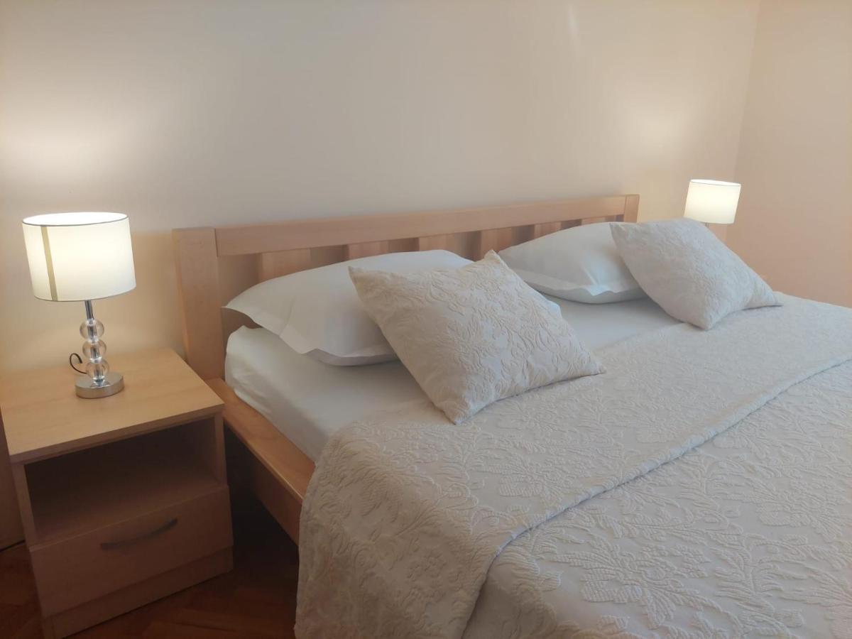 Apartments Zulim Trogir Eksteriør billede
