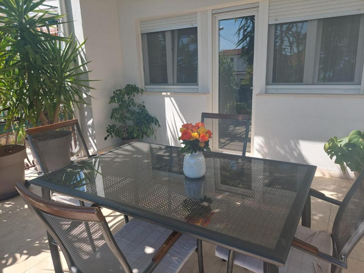 Apartments Zulim Trogir Eksteriør billede