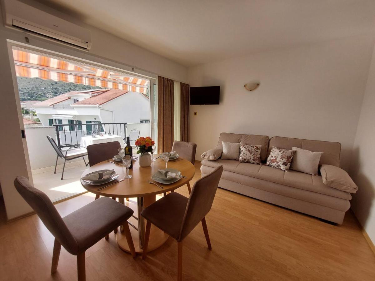 Apartments Zulim Trogir Eksteriør billede