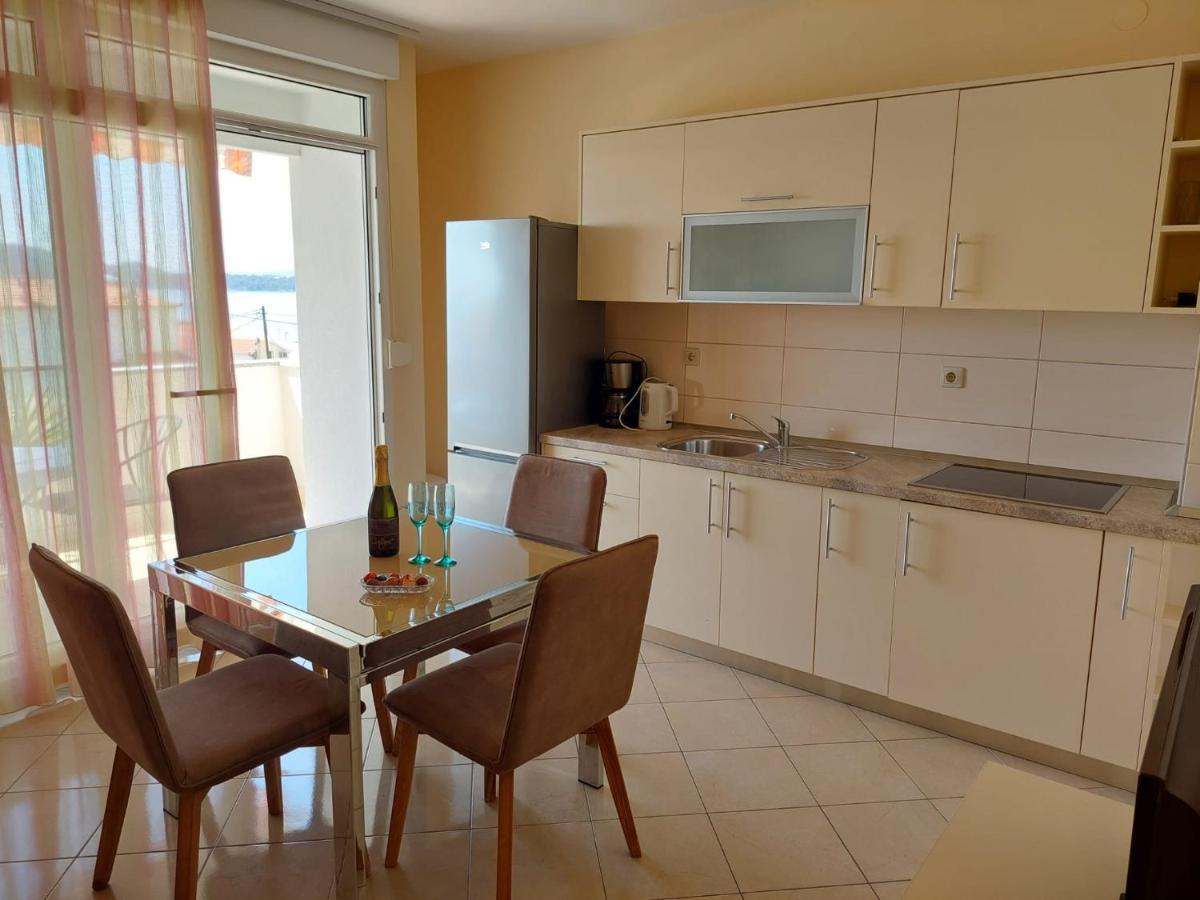 Apartments Zulim Trogir Eksteriør billede