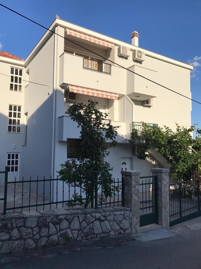 Apartments Zulim Trogir Eksteriør billede
